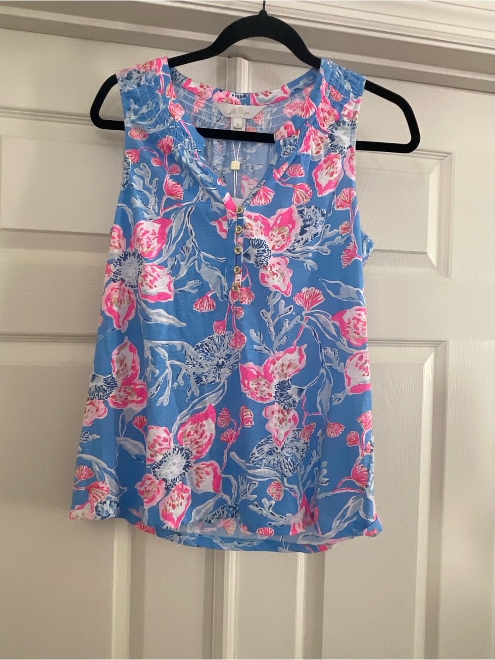 Lilly Pulitzer Blue Pink Floral Sleeveless V-Neck Camisole